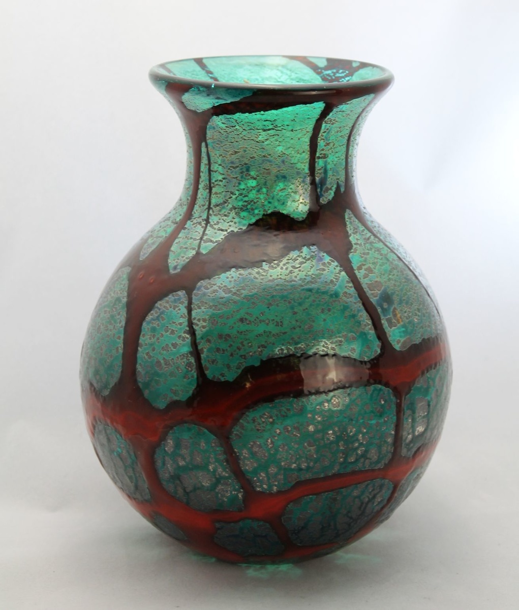 Unknown Japanese glass vase Collectors Weekly
