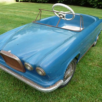 Tri-ang Jaguar Mk.X - Model Cars