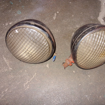 1941 alis chalmers b tractor lights