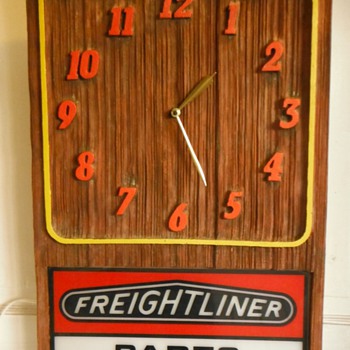 Vintage Rare Freightliner Parts Dept Sign With Clock c. 1960 - Petroliana
