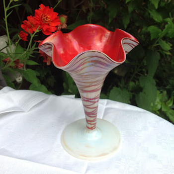 Kralik threaded vase - Art Glass