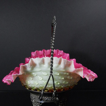 Hobbs Dewdrop Pink Richilieu vaseline cased fruit bowl