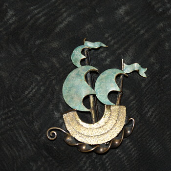 Unusual Vintage Brooch - Fine Jewelry