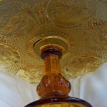 Gram's Cake Stand Amber EAPG - Glassware