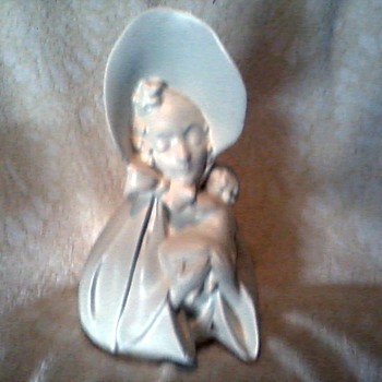 "Bonnet Girl with Infant" Planter / Marked USA # 29 ? Hull ? / Circa 1950's ? - Art Pottery