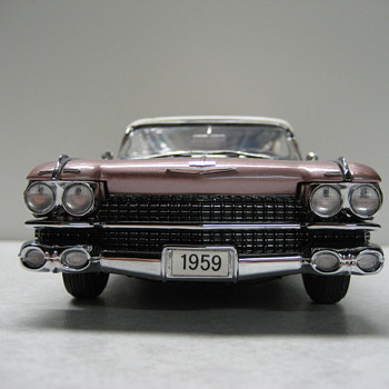1959 Cadillac Eldorado Biarritz Convertible Die-Cast - Model Cars