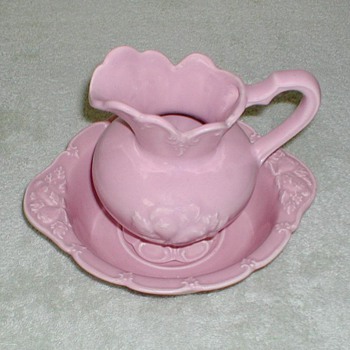 Camark pottery pitcher & basin - Art Pottery