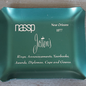 Vintage Ashtrays…... - Advertising
