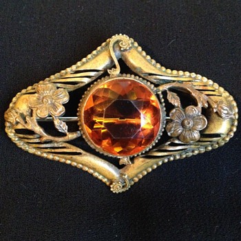 Art Nouveau C-clasp Brooch W/ Large Orange Stone & Flower Decor - Costume Jewelry
