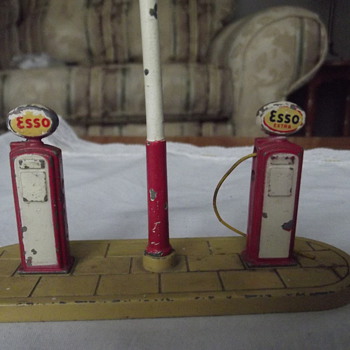 Gas Pumps...ESSO...made by DINKY TOYS