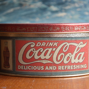 1988 Coca-Cola Tin