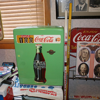 coke cash regester - Coin Operated