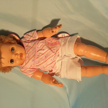 uneeda doll Baby Trix Dollikin wets and talks ? - Dolls
