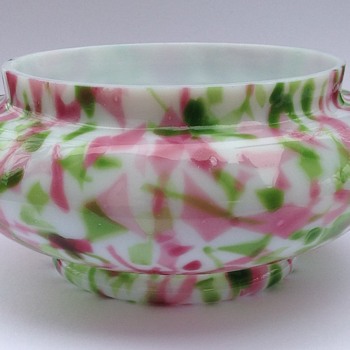 Pink and green spatter vase/conserve pot. - Art Glass