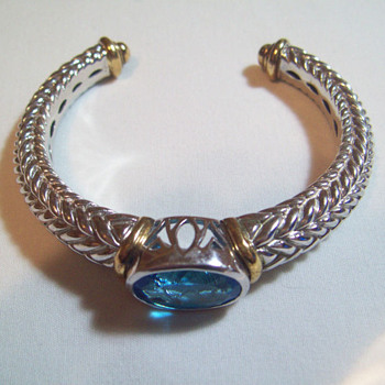 925 STERLING SILVER MEDA BRACELET WITH STONE 47.5 GRAMS - Fine Jewelry