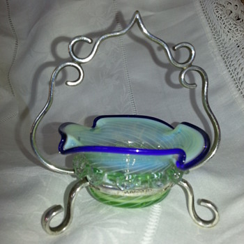 Vaseline Glass Salt? - Art Glass