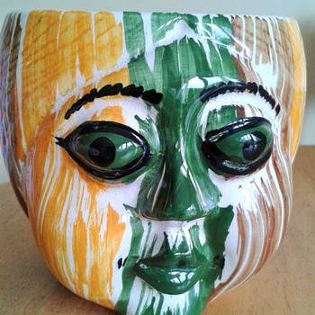 A Pot :-) Devon Ware ? - Pottery