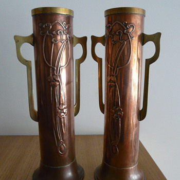 COPPER/BRASS NOUVEAU VASES - Art Nouveau