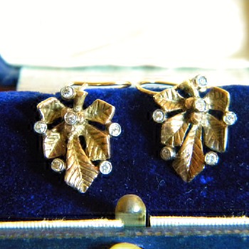 Antique Georgian Diamond Etched Carved Leaf 9ct Earrings 