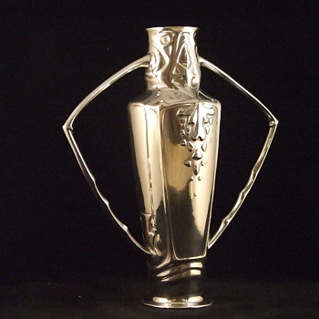 Urania nr 1051 pewter vase - Art Nouveau