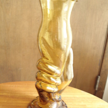 Is this a Fenton hand vase? - Art Glass