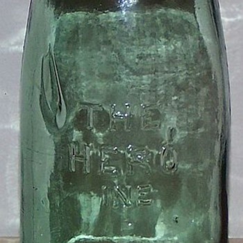 Unlisted green THE HERO INE quart