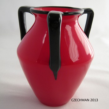 Loetz Ausführung 162 Red Tango art glass Amethyst three handled vase - Art Glass