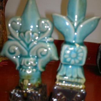 I need to know the name  of these items 