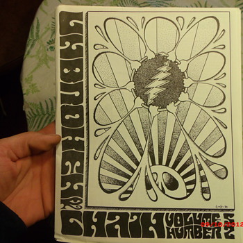 From my Grateful Dead Collection Unbroken Chain Vol.5 No.2 May 1990