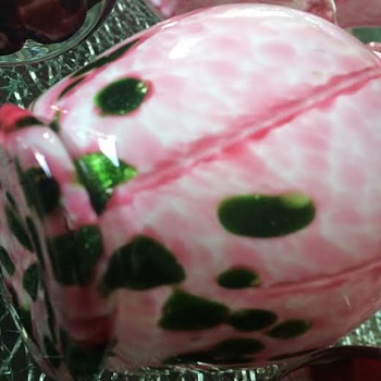 Who made Oxblood and who made Adventurine - Art Glass