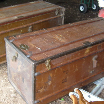 madler koffer steamer wardrobe trunk identification and price - Furniture