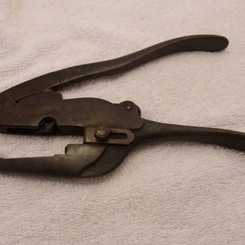 Button Hole cutter