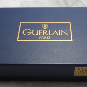GUERLAIN AGAIN AND FOREVER. - Bottles