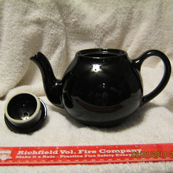Lipton Tea teapot - Kitchen