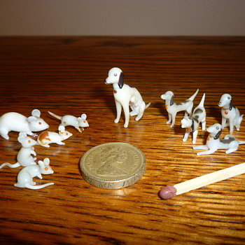 Glass Mice and Dogs