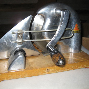 Bread slicer - Kitchen