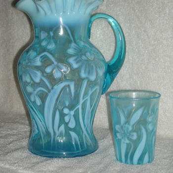 Daffodil iridescent pitcher and glass - Glassware
