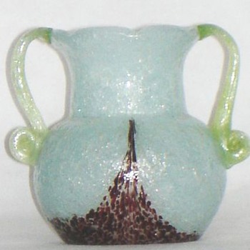 BERANEK DESIGNS FROM 1946. - Art Glass