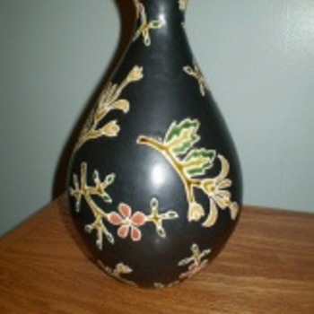 Sgraffito Vase - Art Pottery