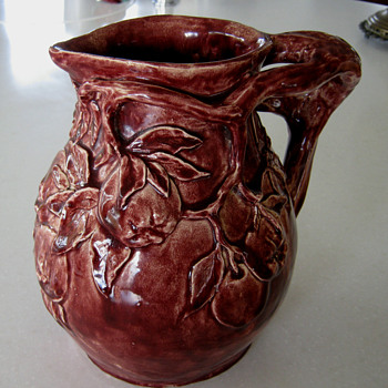 HATTON BECK POTTERY JUG (Australia)
