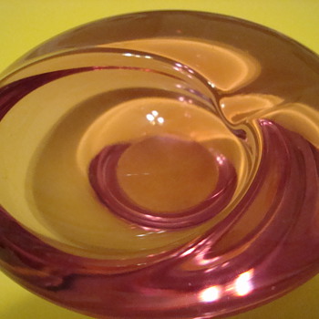 Now that's an ashtray! - Tobacciana