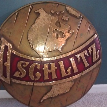 Large Schlitz Globe sign - Breweriana