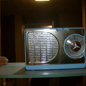 Spica Transistor Radio - Radios