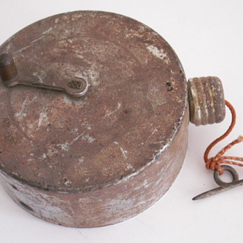 Eastman's Always Ready Chalk Box - Tools and Hardware