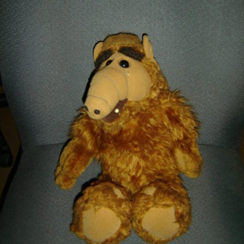 Check it out, it's Alf!