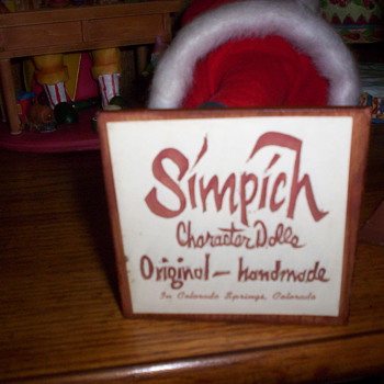 Can someone please tell me about my Simich Santa? His age and name
