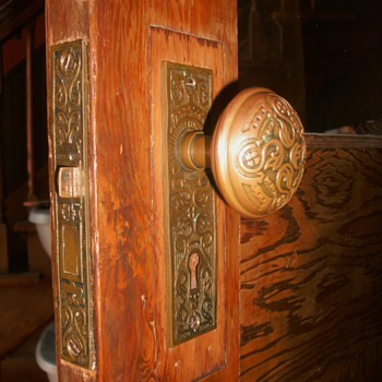 Door Knobs, Face Plates and Lock. - Tools and Hardware