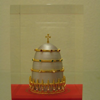 TIARA POPE PAUL VI SUPREME COUNCIL KNIGHTS OF COLUMBUS -SOUVENIR