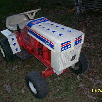 1976 Spirit of '76 International Cub Cadet 