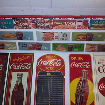 Opened Set of 10 Coca-Cola Channel Cards